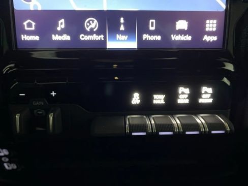 Used 2025 RAM 2500 Big Horn AWD/4WD image 54