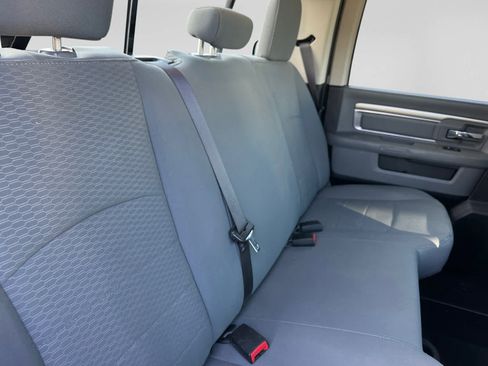 Used 2019 RAM 1500 Classic SLT RWD image 17