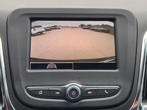 Used 2024 Chevrolet Equinox LT FWD image 6