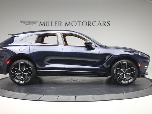 Used 2026 Aston Martin DBX 707 AWD/4WD image 9