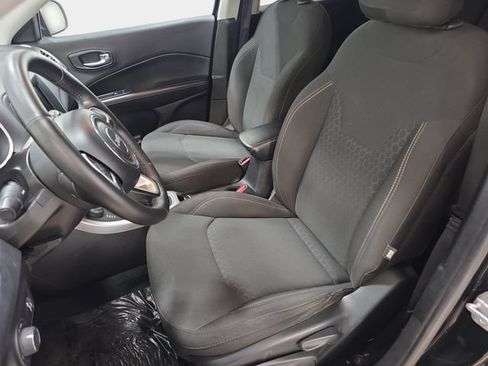 Used 2020 Jeep Compass Sport w/ Cold Weather Group AWD/4WD image 13