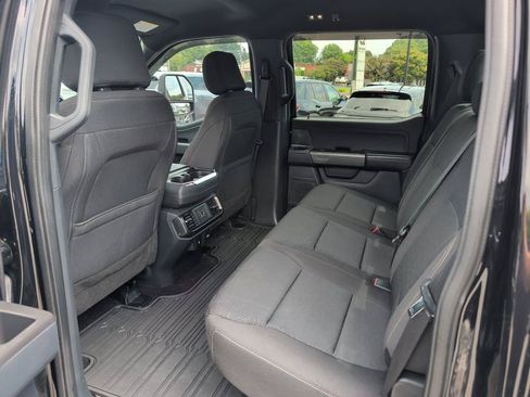 Used 2022 Ford F150 XLT w/ Equipment Group 302A High AWD/4WD image 9
