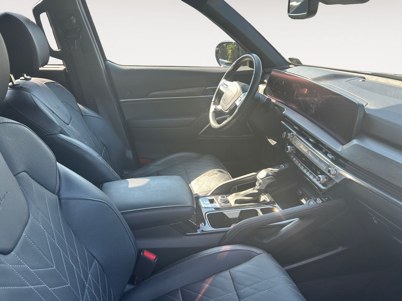 Used 2023 Kia Telluride SX X-Line AWD/4WD image 15