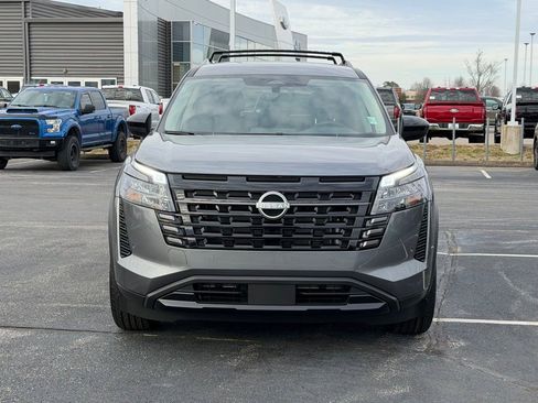 New 2026 Nissan Pathfinder SV image 12