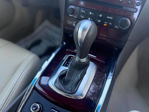 Used 2011 INFINITI G37 x Sedan w/ Premium Pkg image 27