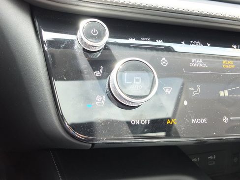 Used 2026 INFINITI QX60 Luxe w/ Cargo Package FWD image 32