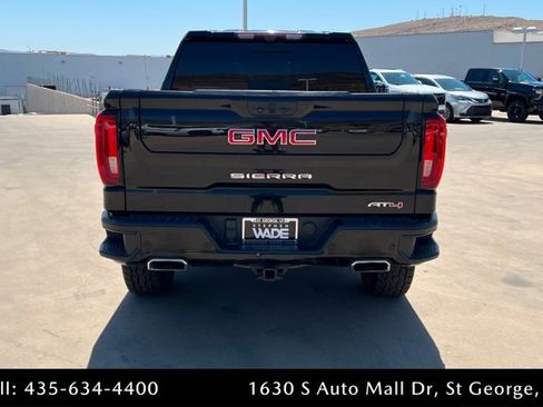 Used 2021 GMC Sierra 1500 AT4 w/ AT4 Premium Package AWD/4WD image 4