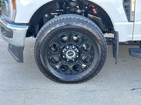 New 2026 Ford F350 Lariat w/ Chrome Package image 3