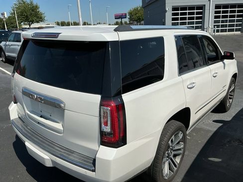 Used 2017 GMC Yukon Denali w/ Open Road Package AWD/4WD image 8