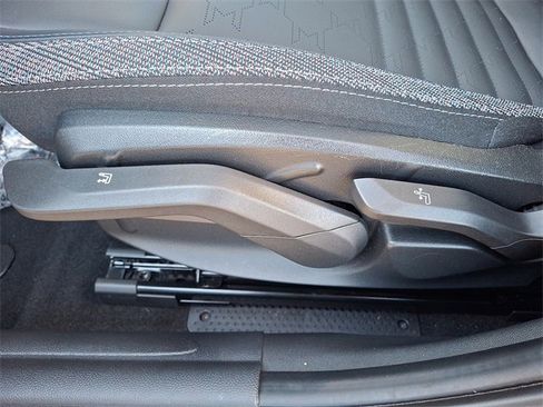 Used 2025 MINI Cooper S image 15