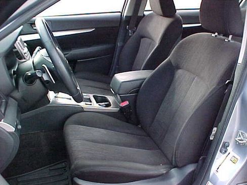 Used 2014 Subaru Legacy 2.5i Premium image 18