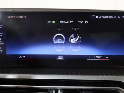Used 2023 BMW 330i Sedan w/ M Sport Package RWD image 42