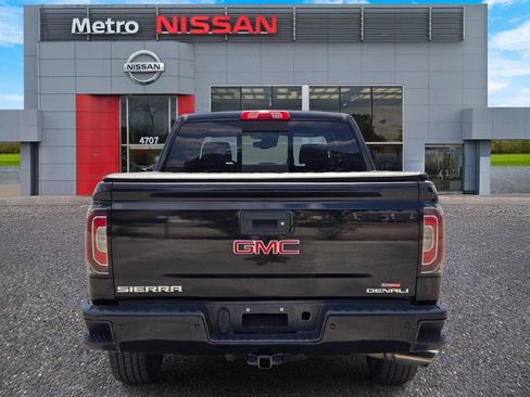 Used 2018 GMC Sierra 1500 Denali w/ Denali Ultimate Package AWD/4WD image 6