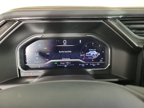 Used 2024 GMC Sierra 1500 AT4 w/ Technology Package AWD/4WD image 22