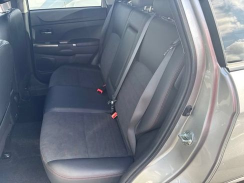 Used 2025 Mitsubishi Outlander Sport AWD image 8