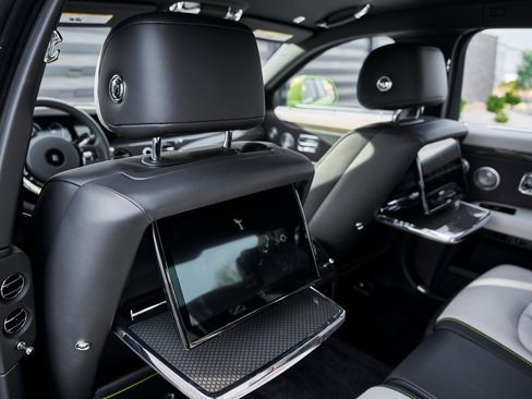 Used 2025 Rolls-Royce Ghost Black Badge image 44