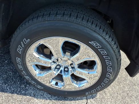 Used 2024 RAM 1500 Big Horn AWD/4WD image 5