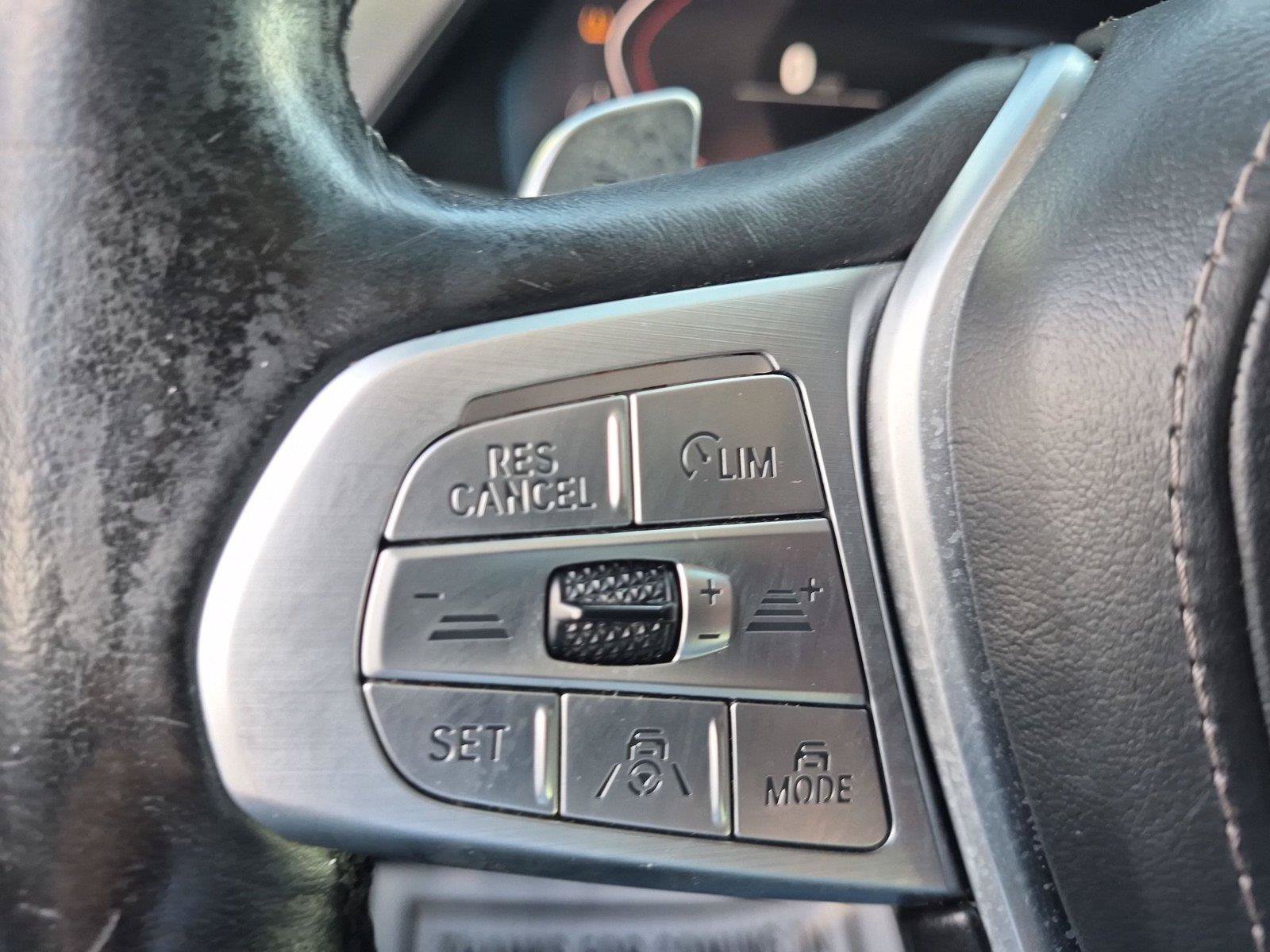Used 2020 BMW X7 xDrive40i w/ Premium Package AWD/4WD image 19