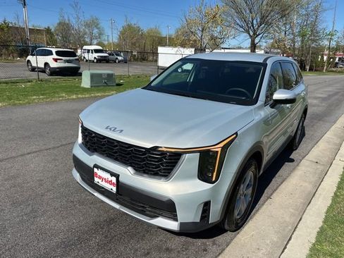 New 2026 Kia Sorento LX FWD image 4