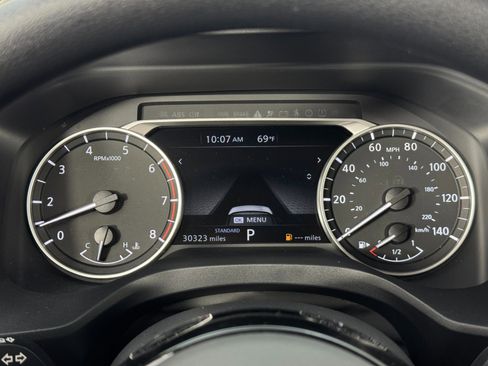 Used 2023 Nissan Rogue SV image 17