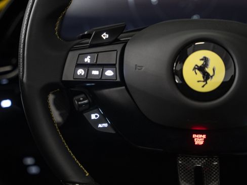 Used 2026 Ferrari Roma Spider RWD image 35