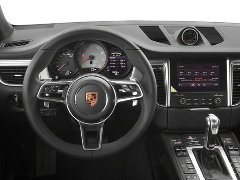 Used 2018 Porsche Macan Turbo w/ Premium Package Plus image 9