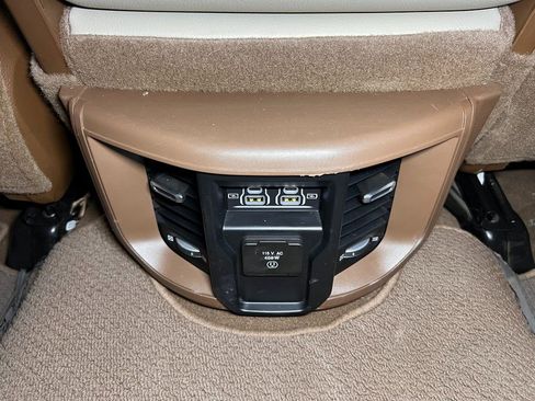 Used 2023 RAM 3500 Laramie AWD/4WD image 12