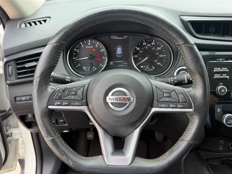 Used 2017 Nissan Rogue SV FWD image 7