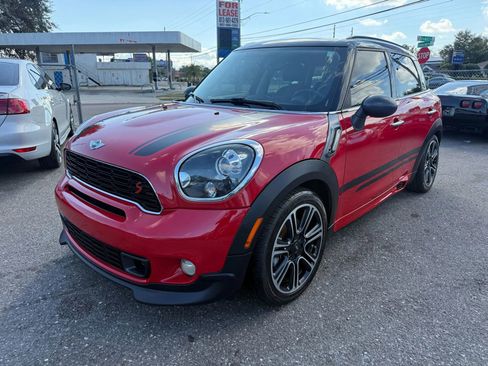 Used 2014 MINI Cooper Countryman S image 1