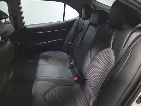 Used 2024 Toyota Camry SE w/ Cold Weather Package FWD image 19
