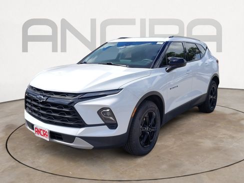 Used 2023 Chevrolet Blazer LT w/ Convenience Package FWD image 9