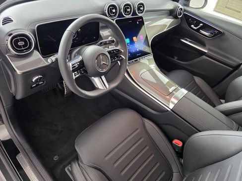 New 2026 Mercedes-Benz GLC 300 image 7