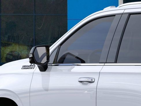 New 2026 Chevrolet Tahoe High Country image 18