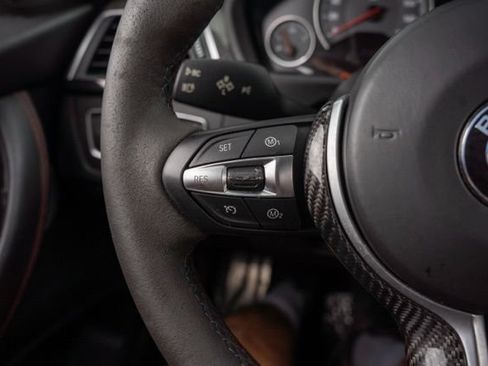 Used 2018 BMW M3 RWD image 19