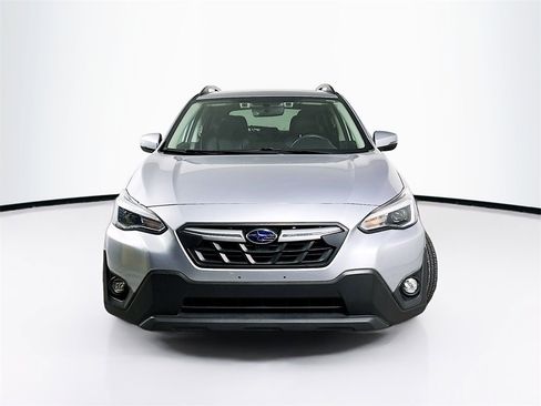 Used 2022 Subaru Crosstrek 2.5i Limited w/ Moonroof Package 2 image 5
