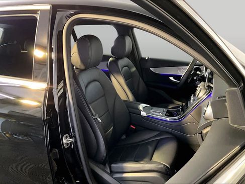 Used 2022 Mercedes-Benz GLC 300 4MATIC image 8