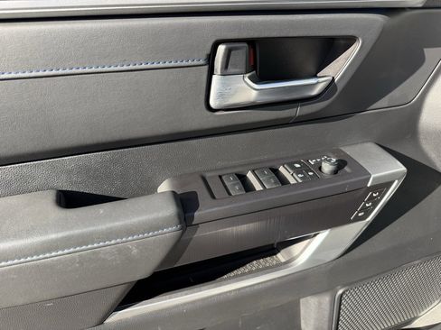 Used 2023 Toyota Sequoia Platinum image 19