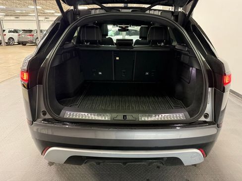 Used 2018 Land Rover Range Rover Velar R-Dynamic SE AWD/4WD image 21