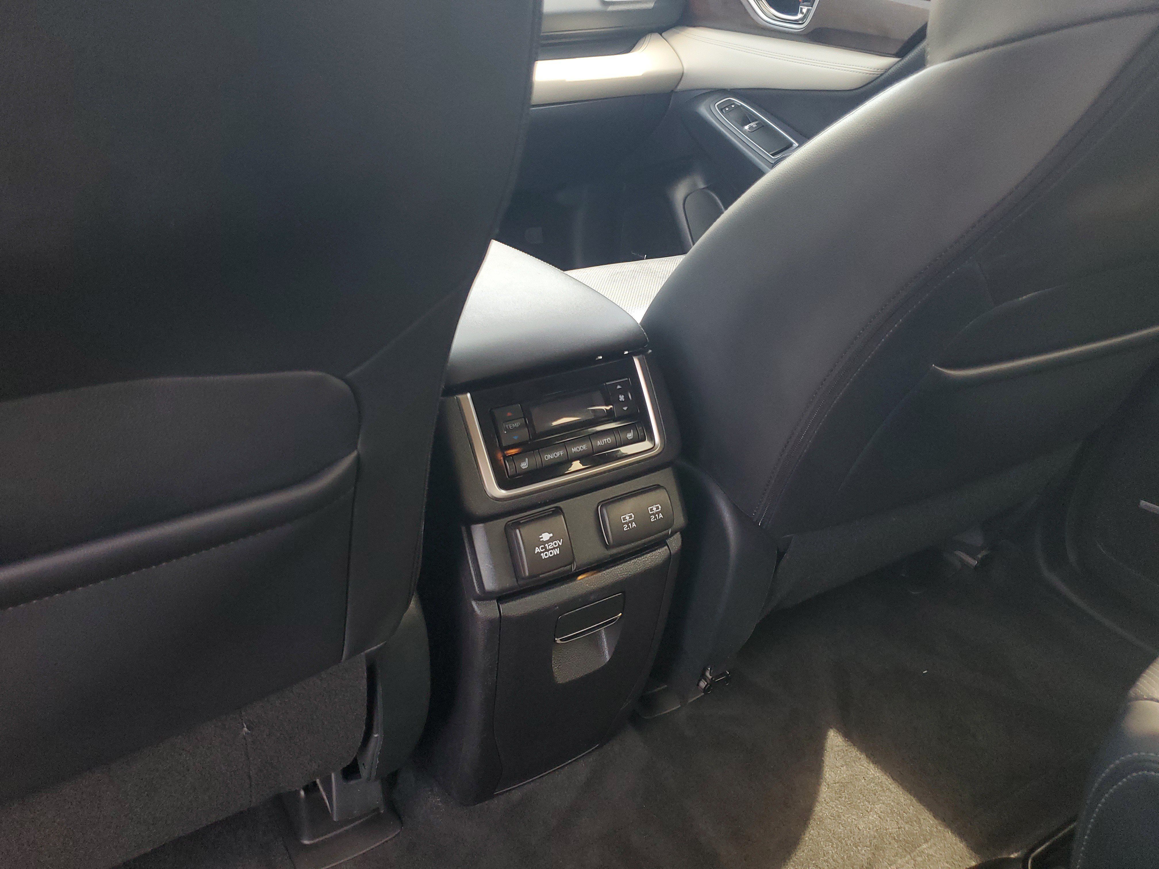 Used 2022 Subaru Ascent Touring AWD/4WD image 14