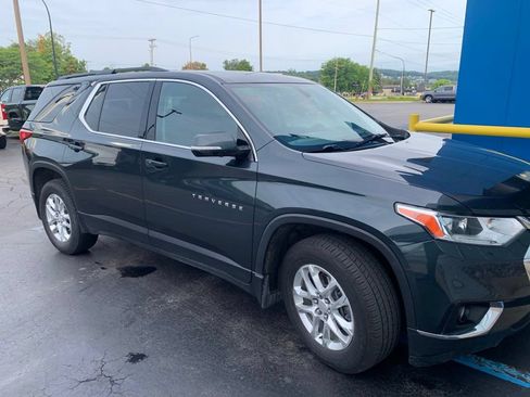 Used 2019 Chevrolet Traverse LT AWD/4WD image 4