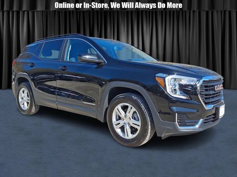 Used 2022 GMC Terrain SLE w/ Driver Convenience Package AWD/4WD image 1