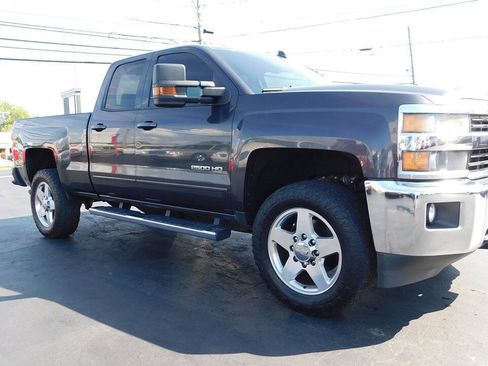 Used 2015 Chevrolet Silverado 2500 LT w/ LT Convenience Package AWD/4WD image 1