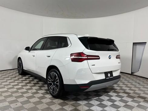 Used 2025 BMW X3 xDrive30i w/ Premium Package image 5