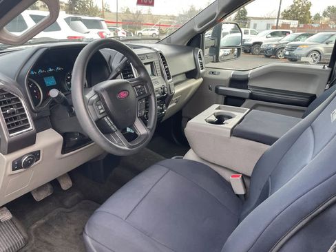 Used 2015 Ford F150 XLT image 13