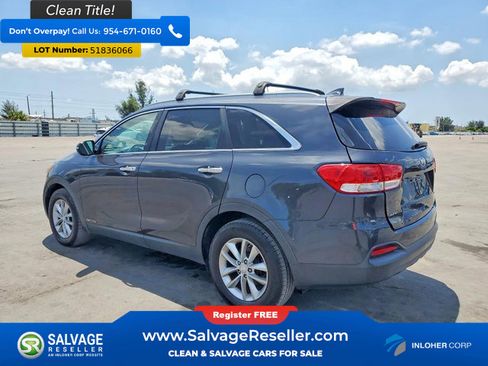 Used 2017 Kia Sorento AWD w/ LX V6 Convenience Package image 3