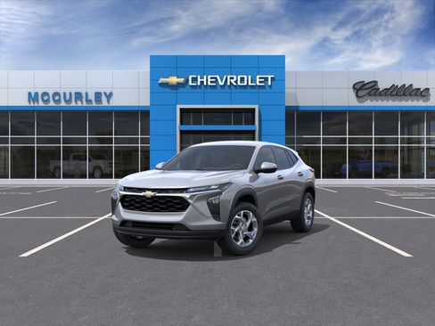 New 2026 Chevrolet Trax LS w/ LS Convenience Package FWD image 8