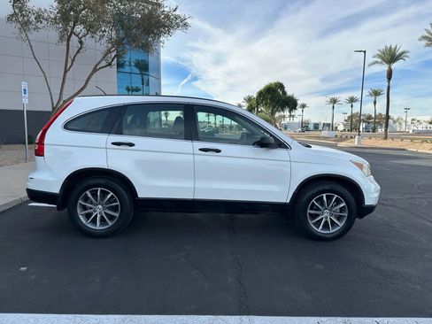 Used 2011 Honda CR-V LX image 4