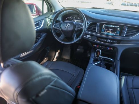 Used 2019 Buick Enclave Essence image 28