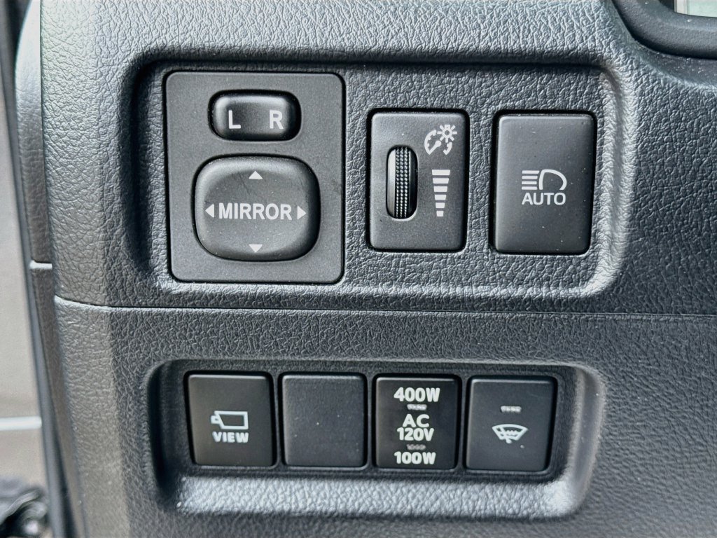 Used 2022 Toyota 4Runner Limited RWD image 10