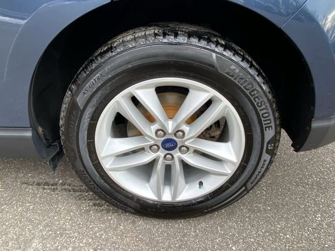 Used 2018 Ford Edge SEL image 15